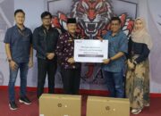 MTsN 6 Padang Terima Bantuan Komputer dari PT Telkom Indonesia