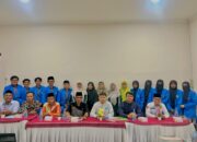 PPL Selesai, Kepala MTsN 2 Padang Serahkan  Mahasiswa PPL STAIPIQ Sumbar