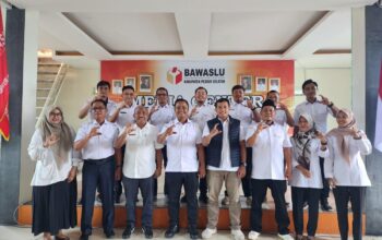 Gandeng Diskominfo, PPID Bawaslu Pessel Perkuat Keterbukaan Informasi Publik