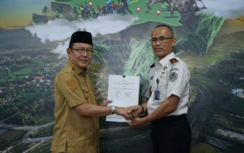 Pemko Payakumbuh dan Ditjenim Sumbar Teken MoU Layanan Keimigrasian di MPP