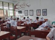 MTsN 3 Padang Laksanakan ASAT