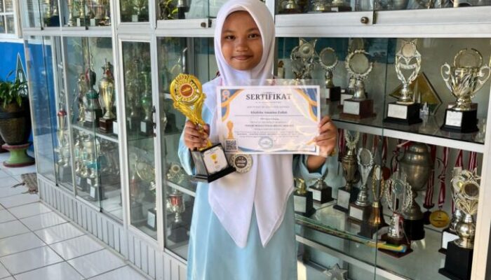 Ananda Khalisa Kantongi Medali Perak dalam Kompetisi Sains Tingkat Nasional