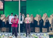 Hardiknas di MAN Lima Puluh Kota, Pembina Upacara : Pendidikan Merupakan Cahaya