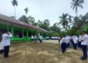 Upacara Bendera MTsN 4 Sijunjung, Pembina Upacara Tekankan Kedisiplinan