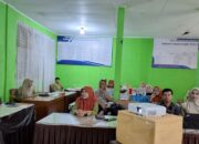 Tingkatkan Profesionalisme, ASN MTsN 2 Tanah Datar Ikuti Pembinaan 