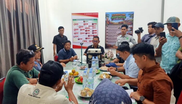 Kajari dan Wakapolres Dharmasraya Tegaskan PKS Tak Bisa Tetapkan Harga TBS Seenaknya