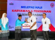 PT Semen Padang Lepas 20 Calon Jemaah Haji Karyawan dan Pensiunan Tahun 2026