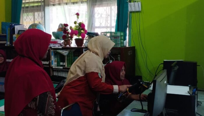 Layanan Perpustakaan MAN 1 Tanah Datar Terus Tingkatkan Kualitas dan Minat Baca