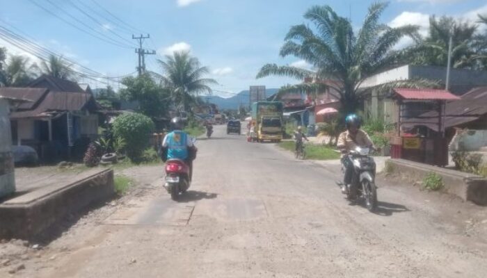Respons Cepat Pemkab Agam, Jalan Balai Salasa Kembali Bisa Dilalui