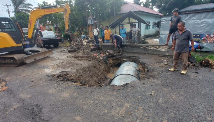 Anggota DPRD Sumbar Lazuardi Erman Respons Cepat Keluhan Warga, Jalan Rusak di Balai Selasa Mulai Diperbaiki