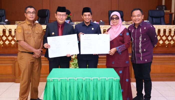 DPRD Payakumbuh Sahkan Empat Ranperda Menjadi Perda