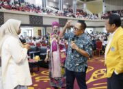 Bekali 1.896 Calon Wisudawan UNP Hadapi Dunia Kerja, Basrizal Koto: Kepercayaan Kunci Sukses di Dunia Profesional