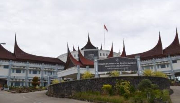 Kelalaian TAPD Berujung Temuan Rp787,5 Juta, Pimpinan dan Anggota DPRD Lima Puluh Kota Harus Kembalikan Tunjangan