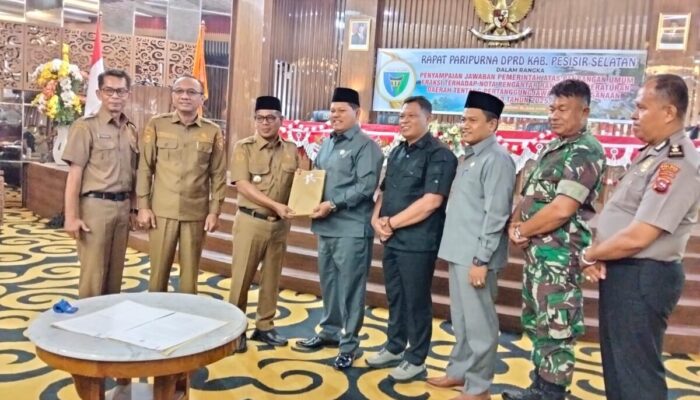 Paripurna DPRD Pessel: Wabup Risnaldi Ungkap Penyebab Dana Miliaran Tak Terserap