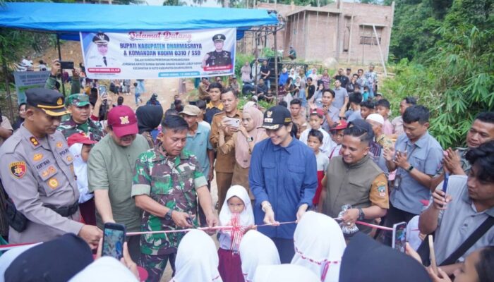 Bupati Dharmasraya Resmikan Jembatan Aramco Batang Siraho, Akhiri Penantian Warga Lubuk Karak