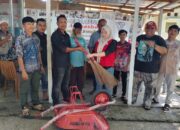 Perkuat Kemitraan, PMI Pasaman Barat Salurkan Bantuan Alat Kebersihan ke Sekretariat Wartawan AJO Pasbar