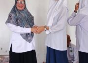 Penuh Haru dan Bahagia, Murid MTsN 2 Tanah Datar Terima Hasil Kelulusan