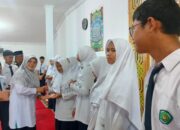 MTsN 1 Agam Gelar Pengumuman Kelulusan dan Apresiasi Prestasi TKA