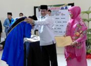 Dihadiri Kakanwil, MTsN Padang Panjang Gelar Wisuda Tahfiz dan Penyerahan Kelulusan Siswa