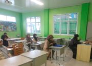 Penerimaan Rapor Kenaikan Kelas  MTsN 1  Padang Berjalan Lancar