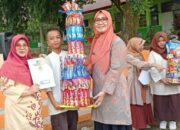 Pemuncak Class Meeting MTsN 3 Padang Terima Reward