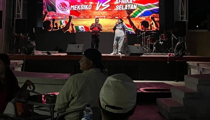 Serentak di 4 Kota, Telkomsel Hadirkan Nonton Bareng Bola Gembira MAXStream TV