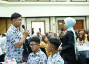 Akselerasi Ekosistem Sekolah Sehat dan Cerdas: Telkom Gandeng Pemkot Bukittinggi Luncurkan Program ‘EduMind Wellbeing & AI Camp’