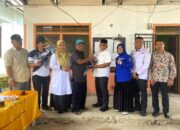 Warga Timbo Abu Kajai Dapat Bantuan Ambulans dan Uang Tunai