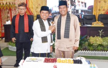 Kakankemenag Hadiri Puncak Hari Jadi ke-24 Kota Pariaman.