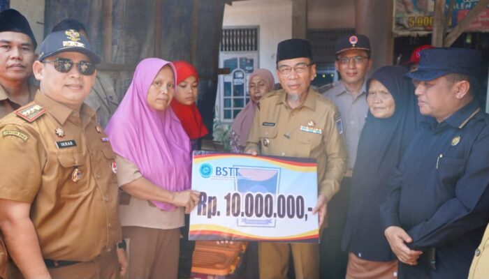 Waspadai Musim Kemarau, Pemko Padang Imbau Masyarakat Tingkatkan Kewaspadaan terhadap Kebakaran