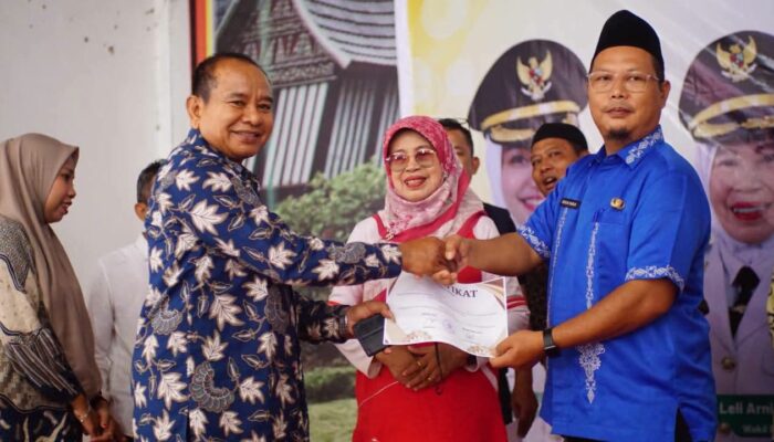 Gebyar HLUN dan Pelantikan Pengurus Perwatusi di Hadiri Wabup Leli Arni