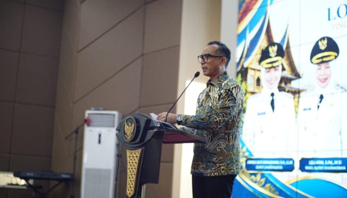 Kejari Dharmasraya Geledah Kantor DLH, Pemkab Hormati Proses Hukum
