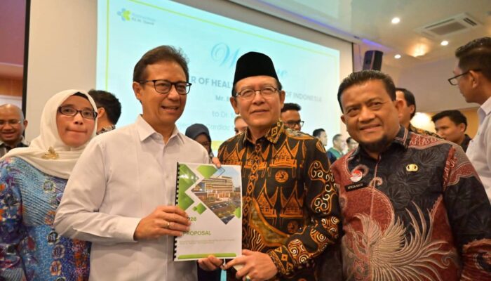 Wako Zulmaeta Ajukan Proposal Pengembangan RSUD dr. Adnaan WD kepada Kemenkes, Perkuat Kerja Sama dengan RSUP dr M Djamil Padang