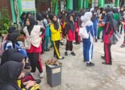 MAN 1 Pasaman Laksanakan Go Green dan Sedekah Sampah