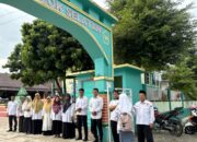 Konsisten!, Sambut Murid di Gerbang, Guru dan Pegawai MAN 2 Solok Selatan Biasakan Budaya Bersalaman Setiap Pagi