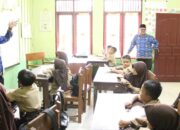 Rayakan HANI, Kakankemenag Pariaman Kunjungi Murid RA dan Madrasah