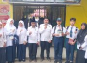 Kepala MTsN 2 Pesisir Selatan Lepas 5 Muridnya ke Perpustakaan Nasional Painan