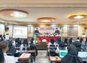 Lokakarya MTsN 5 Pesisir Selatan, Kakankemenag : Pendidik Dituntut Berikan Layanan Terbaik
