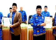 SK Diserahkan Kakankemenag, Zulkifli Jadi Plt Kepala MTsN 1 Pasaman