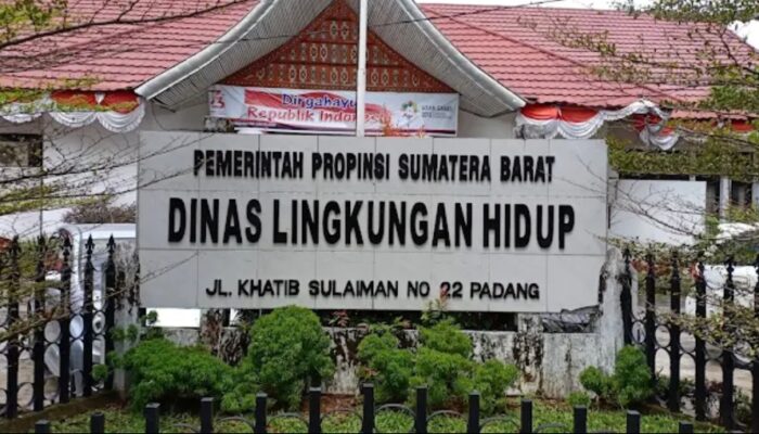 Tim DLH Provinsi Sumbar Sudah Turun Ke Sungai Batang Siat. Fuaddi : Tim Akan Bekerja Sesuai SOP