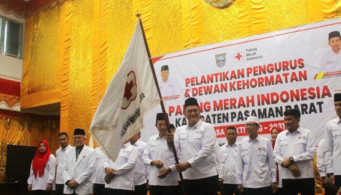 Ketua dan Pengurus PMI Pasbar 2026–2031 Dilantik, Layanan Ambulans Gratis ke Padang Diluncurkan
