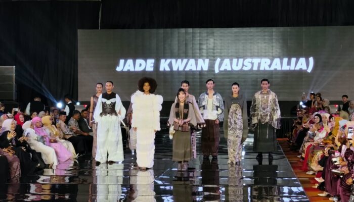 Hari Pertama PFS 2026, Delapan Desainer Hadirkan Warisan Minangkabau dalam Rupa Modern