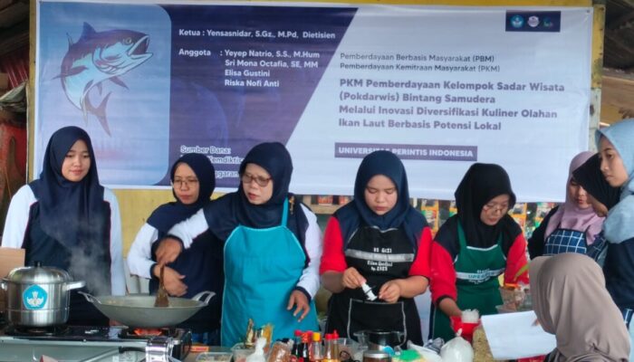 Tingkatkan Ekonomi Pesisir, Tim PKM Upertis Mendampingi Pokdarwis Bintang Samudera Olah Potensi Hasil Laut