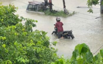 Diguyur Hujan Sejak Pagi, Banjir Meluas di Sumbar, Padang Terparah