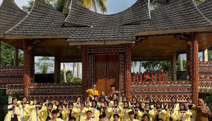 KKN UNP Hadirkan Lima Program Strategis, Dukung Digitalisasi hingga Pencegahan Stunting di Nagari Tanjung Alai
