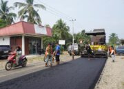 Jalan Simpang Tiga Sitiung Lama-Pulai Diaspal, Tiga Kecamatan Rasakan Dampak Positif
