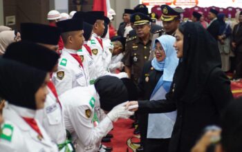 Bupati Annisa Kukuhkan 54 Paskibraka Dharmasraya 2026