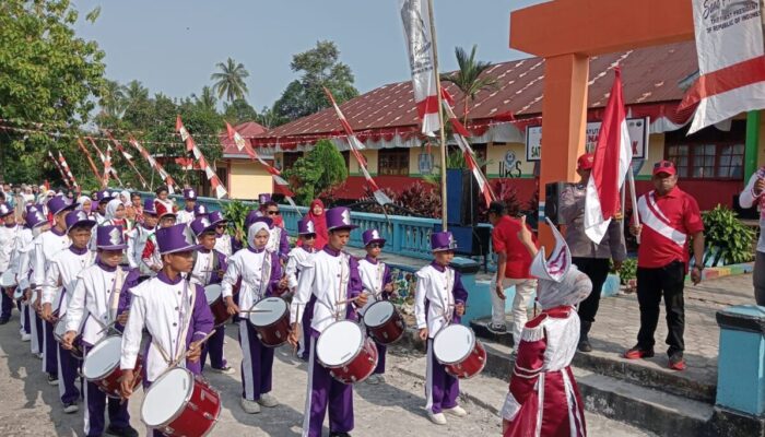Pawai Alegoris HUT RI ke-81 di Kapalo Hilalang Meriah, 500 Pelajar Turut Semarakkan Kemerdekaan