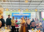 Dosen Poltekkes Kemenkes Padang Dampingi Sertifikasi Halal dan CPPOB Pengusaha Susu dan Produk Olahannya di Padang Panjang
