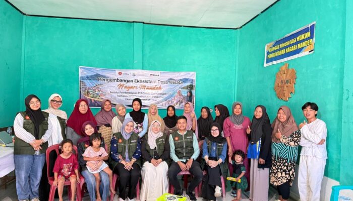 Dosen PNP Melalui Mahasiswa KKN Tematik Berdayakan Warga Mandeh, Dorong Desa Wisata Perkuat Ekonomi Lokal